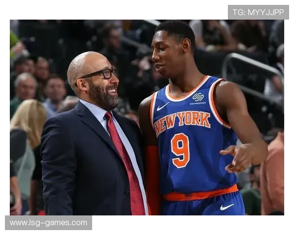 巴雷特尼克斯回忆录揭示新闻行业变革历程 巴雷特尼克斯回忆录揭示新闻行业变革历程